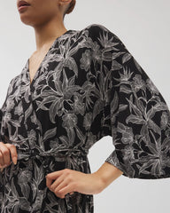 Short Robe - PLUMERIA BLOOMS BLK CH | Soma Women