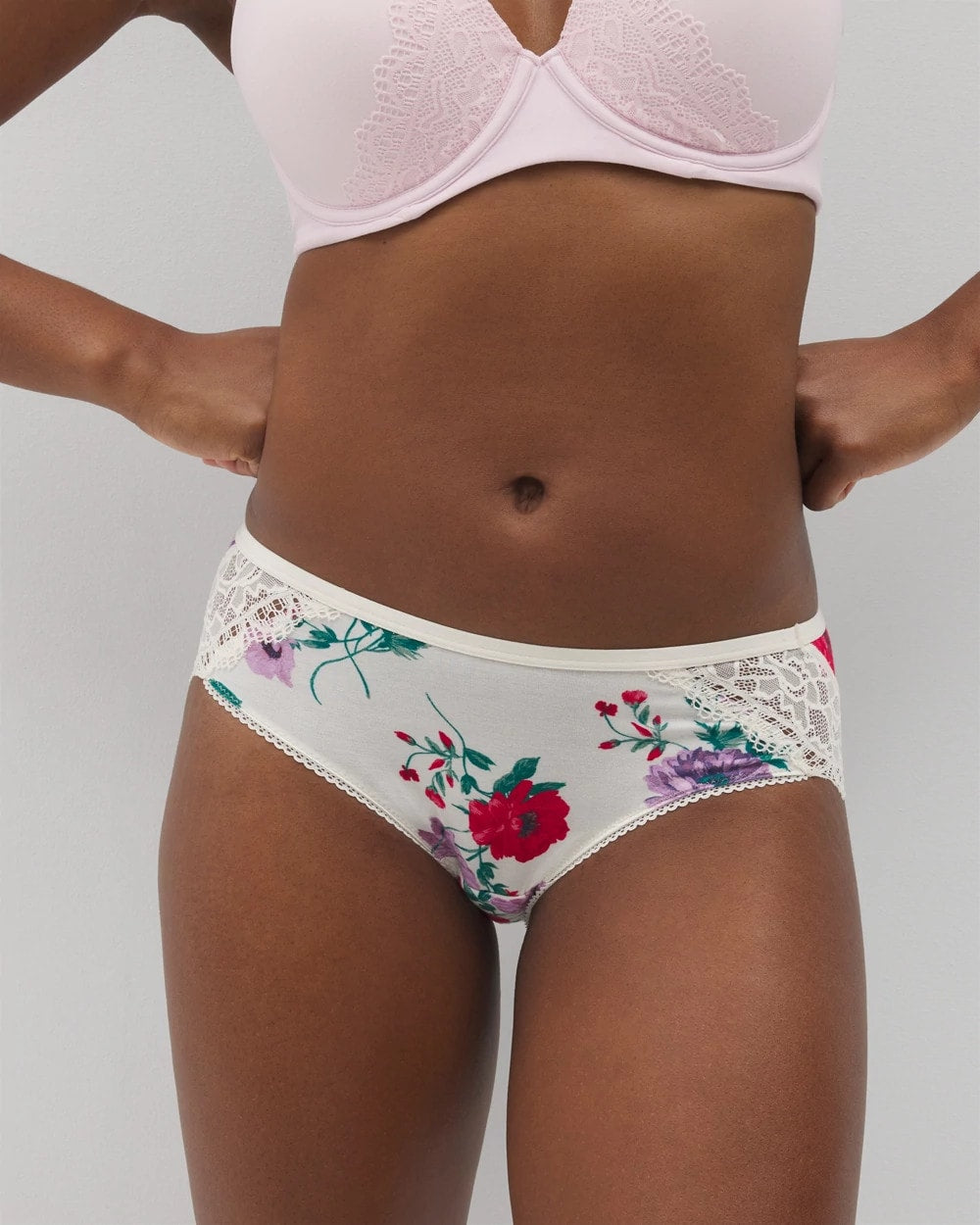 Hipster Panty with Enchanting Lace - RHAPSODY FLORA M SUGAR | Soma Women