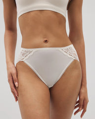 High-Leg Panty with Enchanting Lace - IVORY | Soma Women