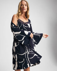 Short Robe - NOUVEAU FLORA NAVY | Soma Women