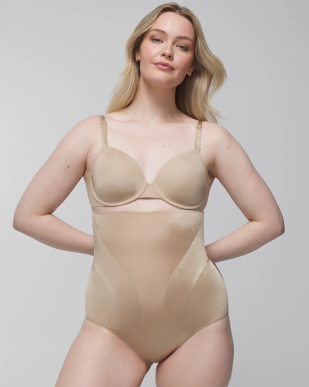Mid-Level Shaping Vanishing Edge High-Waist Brief - WARM AMBER | Soma Women