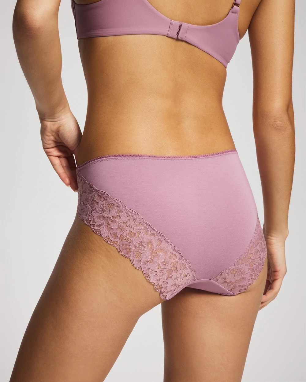 High-Leg Panty With Signature Lace - BEACH PLUM | Soma Women
