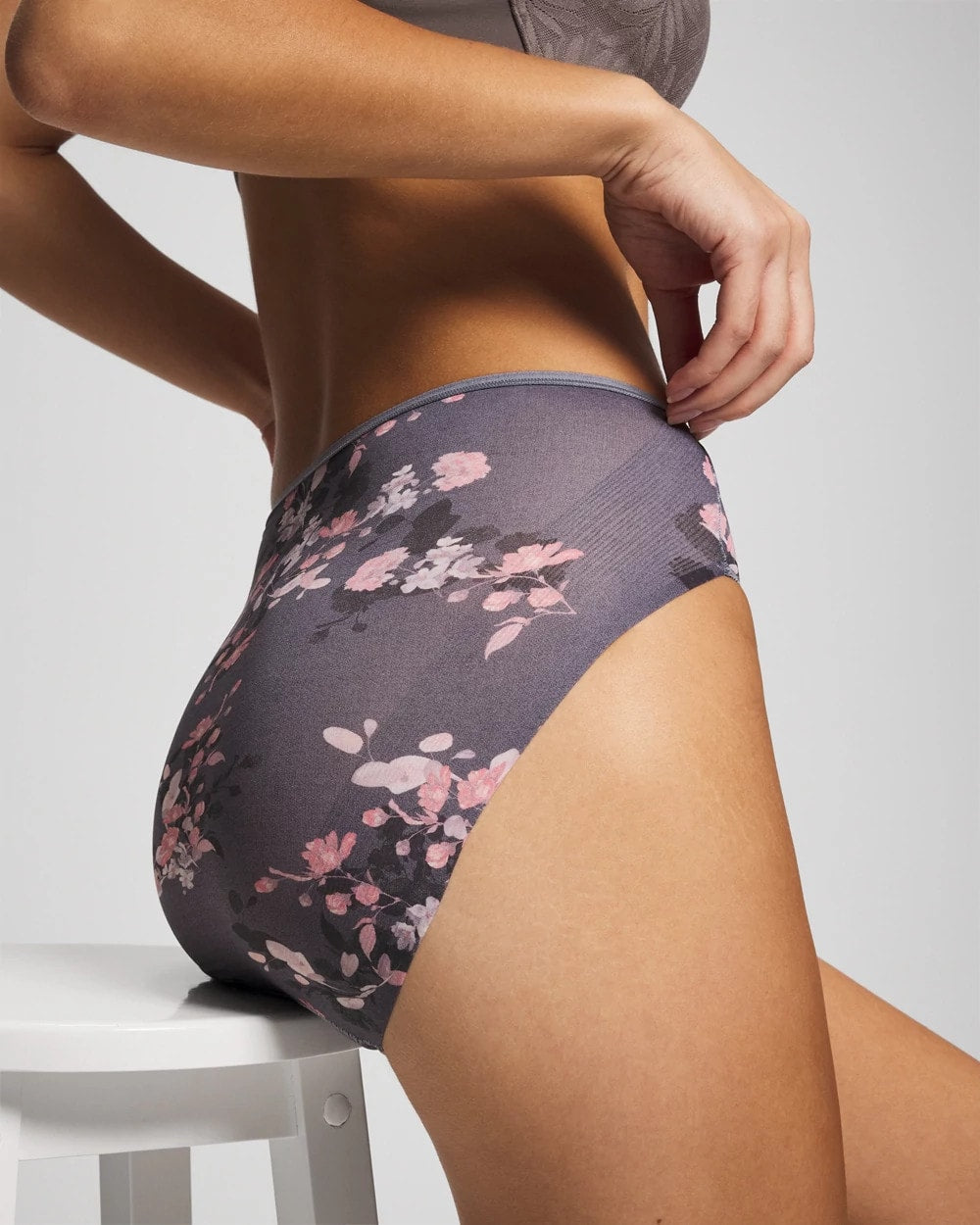 Edge High-Leg Panty - FLORAL DREAMS MINI GRAY | Soma Women