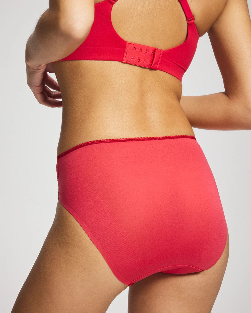 Edge High-Leg Panty with Lace - HEARTS DESIRE | Soma Women