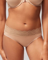 High-Leg Panty with Enchanting Lace - WARM AMBER | Soma Women