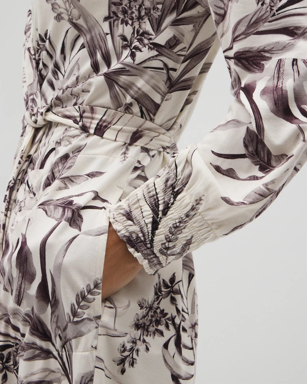 Long-Sleeve Short Robe - PALM PERFECT CHAMPAGNE | Soma Women