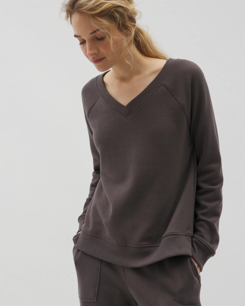 V-Neck Sweatshirt - GALAXY GRAY | Soma Women
