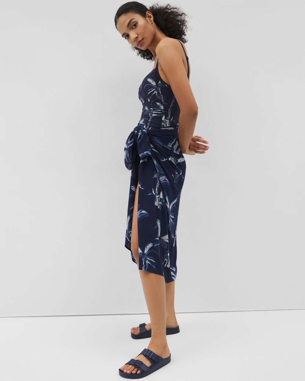 Rayon Crepe Pareo - PALM TOILE NIGHTFALL NAVY | Soma Women